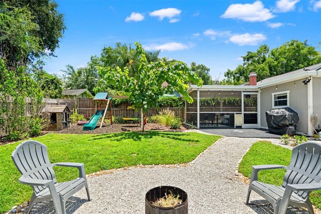 315 W LAMBRIGHT STREET, Tampa, FL 33604