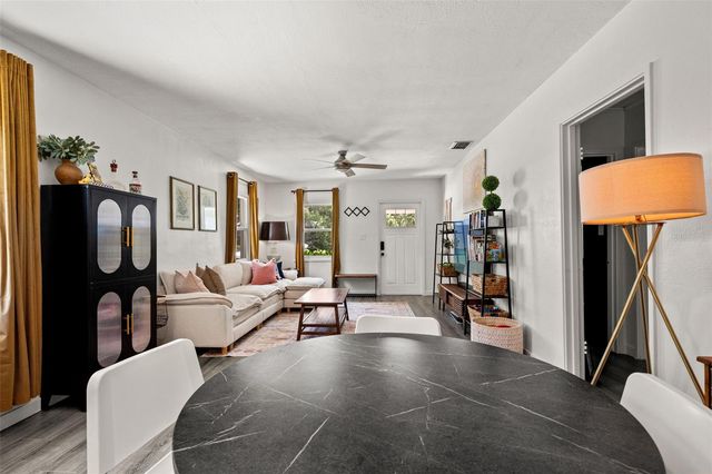 315 W LAMBRIGHT STREET, Tampa, FL 33604