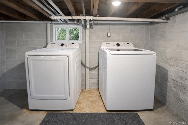 64-66 Hawley Avenue 66, West Islip, NY 11795