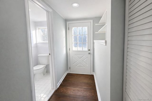 64-66 Hawley Avenue 66, West Islip, NY 11795