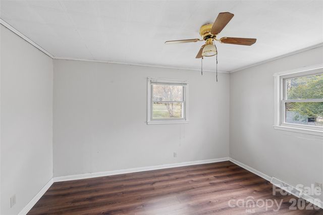 7323 Dallas Cherryville Highway, Cherryville, NC 28021