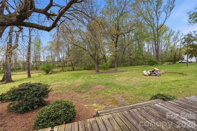 7323 Dallas Cherryville Highway, Cherryville, NC 28021