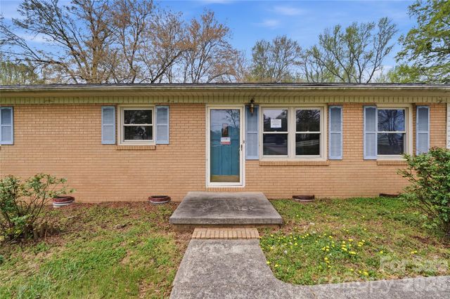 7323 Dallas Cherryville Highway, Cherryville, NC 28021