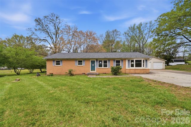 7323 Dallas Cherryville Highway, Cherryville, NC 28021