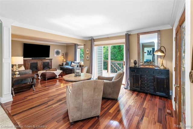 5728 Eggert Place, Brighton, MI 48116