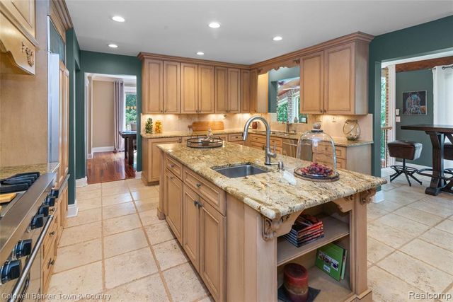 5728 Eggert Place, Brighton, MI 48116