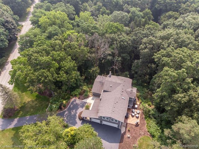 5728 Eggert Place, Brighton, MI 48116