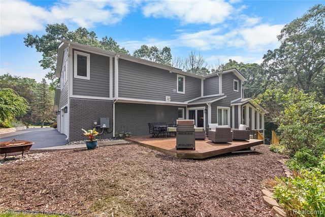 5728 Eggert Place, Brighton, MI 48116