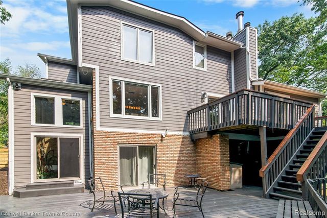 5728 Eggert Place, Brighton, MI 48116