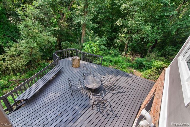 5728 Eggert Place, Brighton, MI 48116