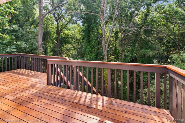 5728 Eggert Place, Brighton, MI 48116