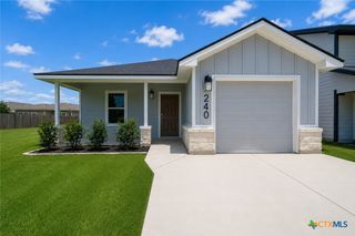 240 West Martindale, Seguin, TX 78155