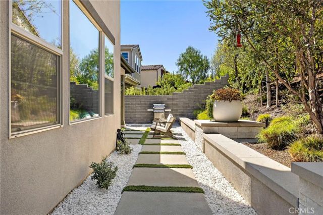 655 Leonard Drive, Rancho Mission Viejo, CA 92694