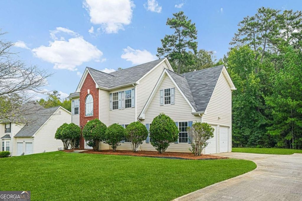 9426 Carnes Crossing Circle, Jonesboro, GA 30236 — photo 2