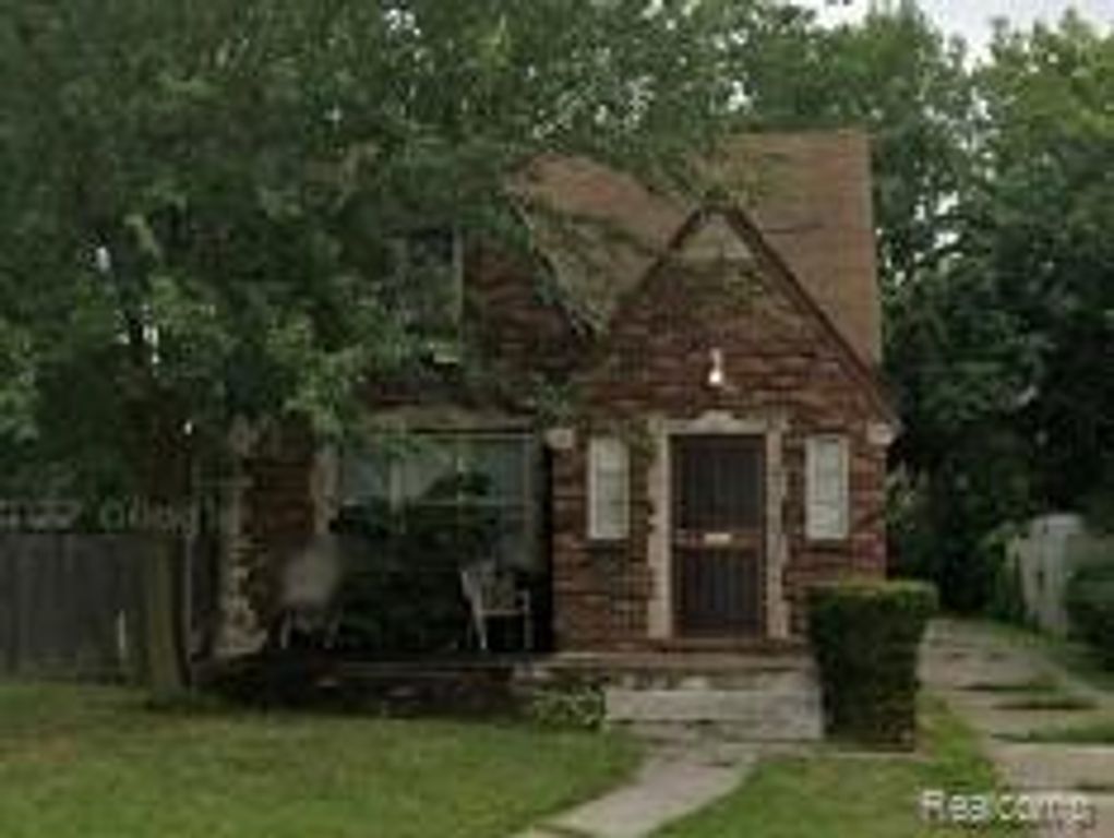14876 Strathmoor Street, Detroit, MI 48227