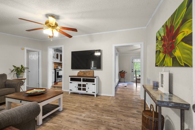 6560 Piney River Rd, Bon Aqua, TN 37025