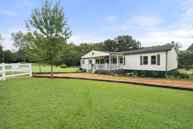 6560 Piney River Rd, Bon Aqua, TN 37025