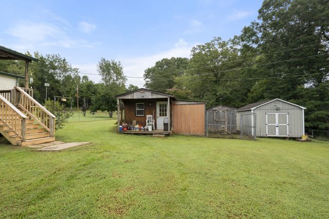 6560 Piney River Rd, Bon Aqua, TN 37025