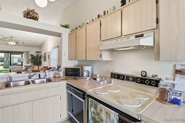 1867 Coralberry Lane, Inverness, FL 34453