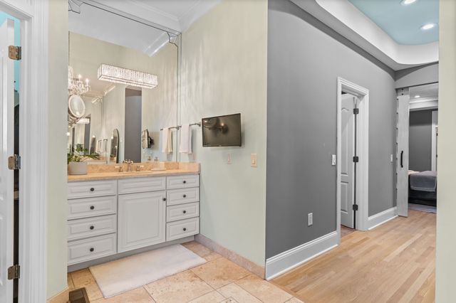 143 Island Dr, Hendersonville, TN 37075