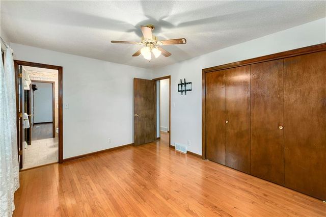 17470 Springdale Road, Leavenworth, KS 66048