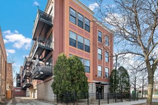 3944 N CLAREMONT Avenue 408, Chicago, IL 60618