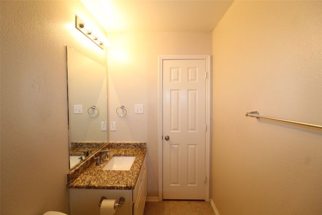 209 Clydesdale Street, Waxahachie, TX 75165