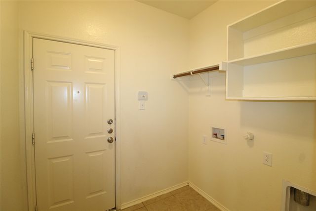 209 Clydesdale Street, Waxahachie, TX 75165