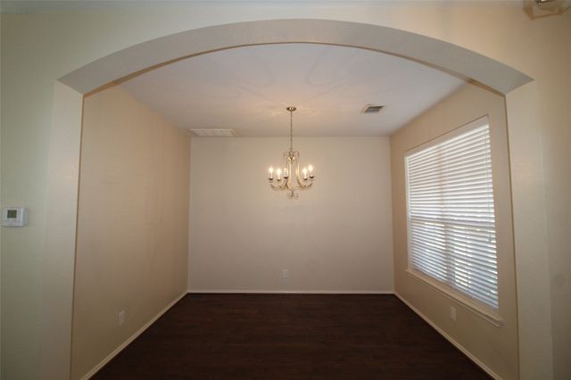 209 Clydesdale Street, Waxahachie, TX 75165