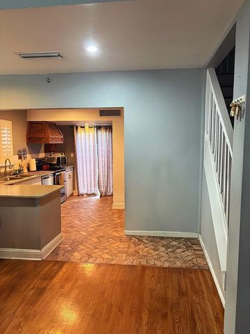 1536 Mccoy Street, Dallas, TX 75204