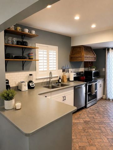 1536 Mccoy Street, Dallas, TX 75204