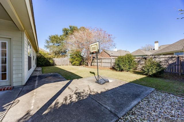 18377 Three Bars Dr, Baton Rouge, LA 70817