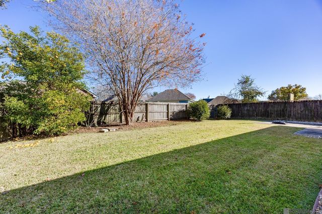 18377 Three Bars Dr, Baton Rouge, LA 70817