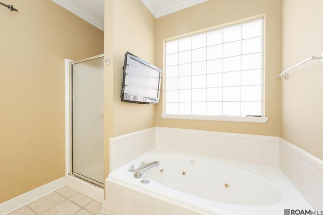 18377 Three Bars Dr, Baton Rouge, LA 70817