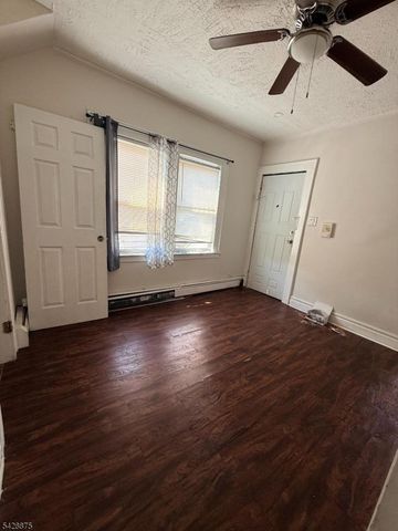 180 Shephard Ave, Newark City, NJ 07112