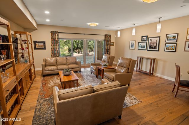 150 RIMSTONE Circle, Sedona, AZ 86336