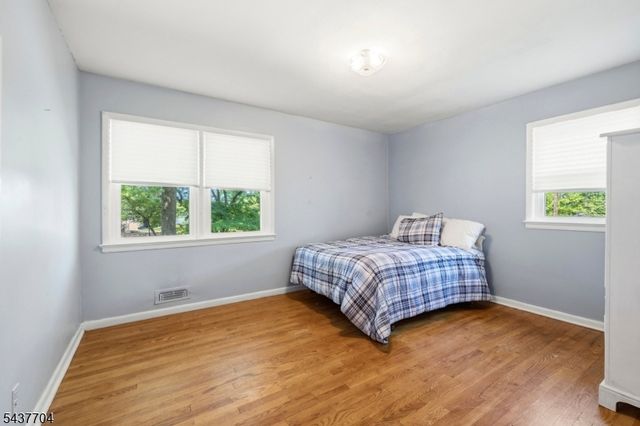 2 Millstone Dr, Livingston Twp., NJ 07039