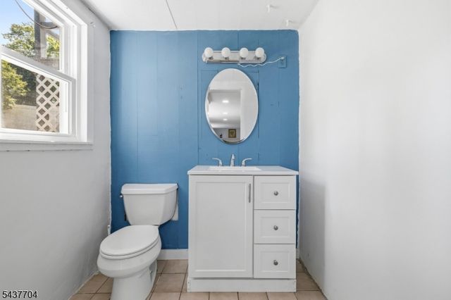2 Millstone Dr, Livingston Twp., NJ 07039