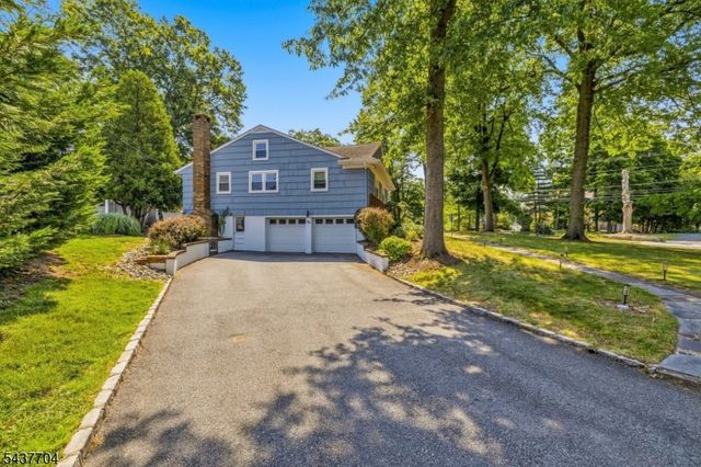 2 Millstone Dr, Livingston Twp., NJ 07039