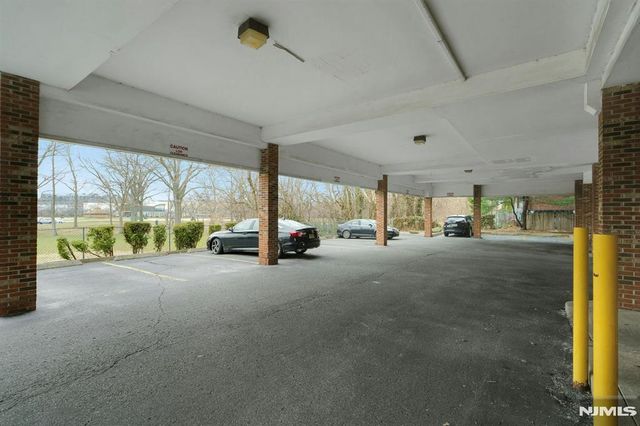 779 Riverside Avenue 104, Lyndhurst, NJ 07071