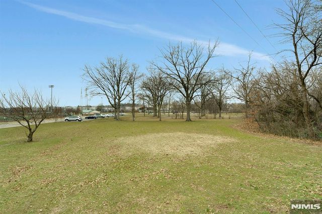 779 Riverside Avenue 104, Lyndhurst, NJ 07071