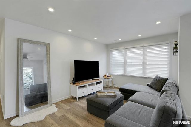 779 Riverside Avenue 104, Lyndhurst, NJ 07071