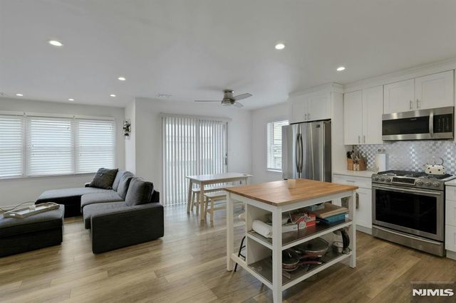 779 Riverside Avenue 104, Lyndhurst, NJ 07071