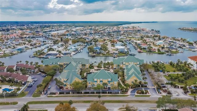 6414 SUNSET BAY CIRCLE, Apollo Beach, FL 33572