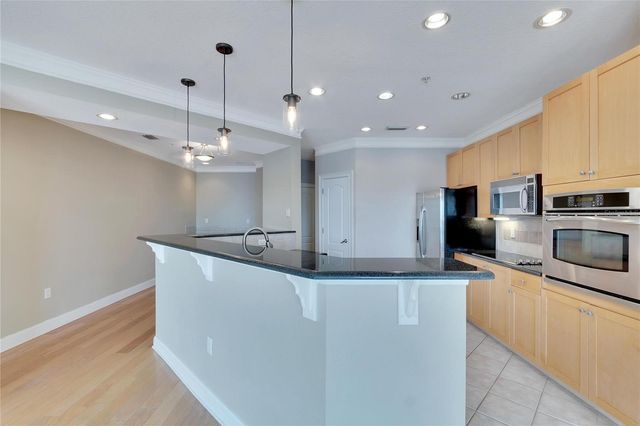 6414 SUNSET BAY CIRCLE, Apollo Beach, FL 33572