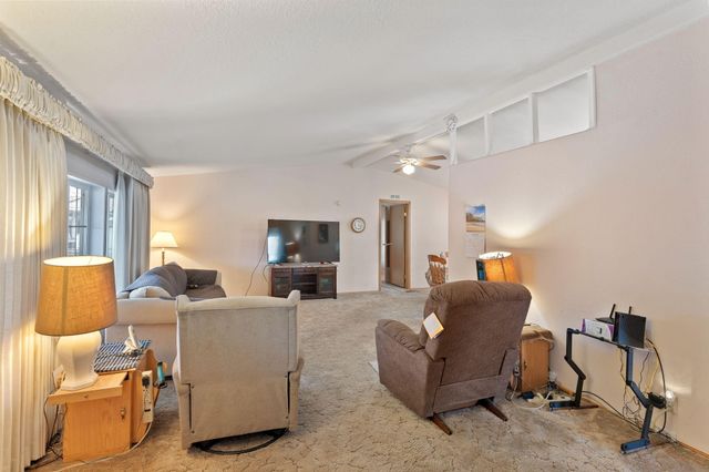 310 Whispering Willow Drive, Grants Pass, OR 97527