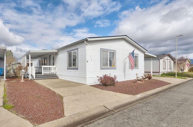 310 Whispering Willow Drive, Grants Pass, OR 97527
