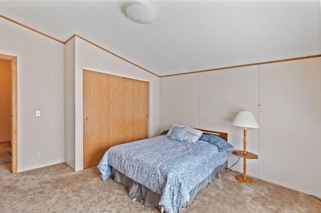 310 Whispering Willow Drive, Grants Pass, OR 97527