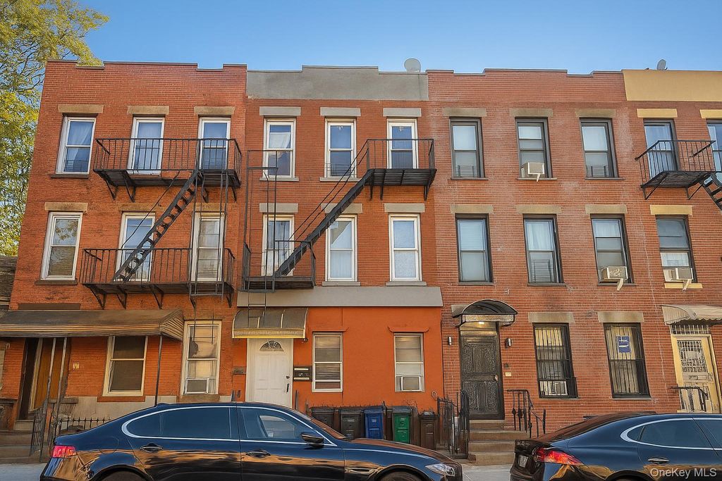 124 32nd Street, Brooklyn, NY 11232