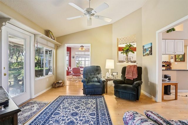 305 JUNIPER WAY, Tavares, FL 32778